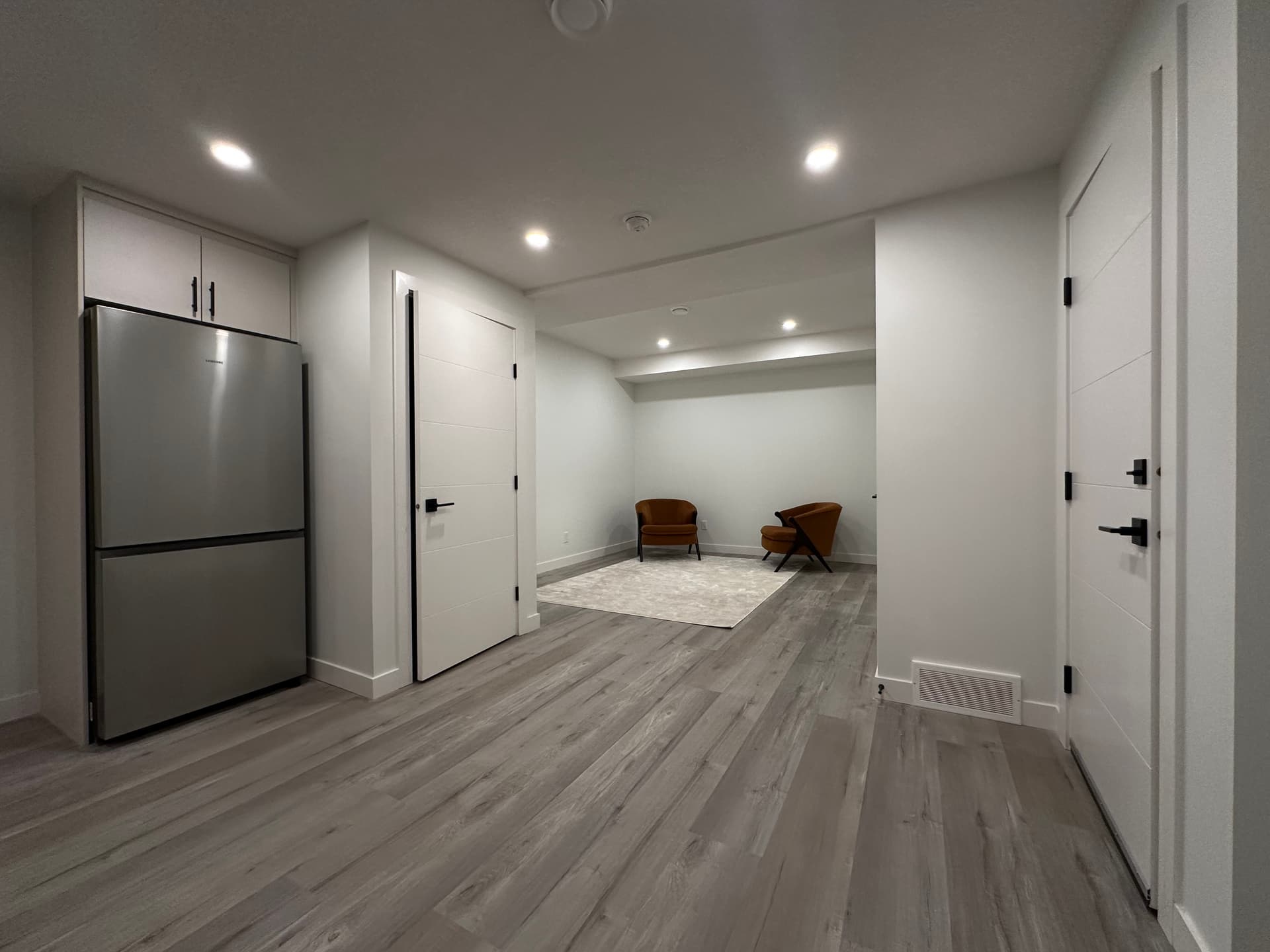 Residential construction interior finishes